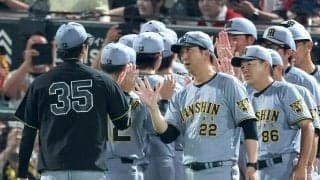 阪神・藤川球児監督「我慢、我慢」　リーグトップ「４０」死球　「技術の引き上げをしてもらいたい」