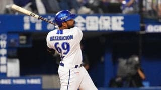【DeNA】相川監督、途中交代のエンカーナシオンの状態は「そんなに悪いとは思っていない」