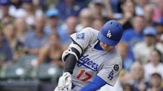大谷翔平が惜しい！１０４メートル特大飛球も右翼フェンスギリギリで失速　敵地がどよめく　バットの先か　本人は悔しげな表情