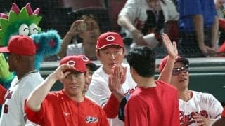 広島・新井監督、力投の栗林たたえる「強力打線を相手によく投げてくれた」　打球直撃のアクシデントも７回１失点で２カ月勝利