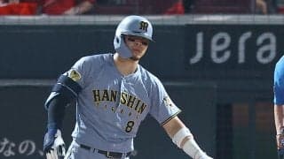 【阪神】スッキリしない広島の夜　腹部すれすれに佐藤輝明イラッ！ヘルメット４度も…１点差負け
