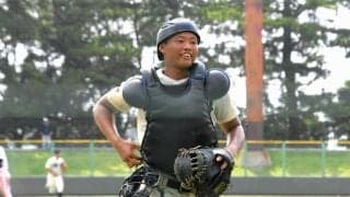 最初で最後の夏「笑顔で自分らしく」挑んだ　神村学園伊賀・黒田捕手
