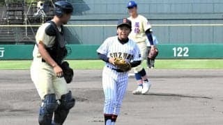 ミットにどんぴしゃ　石川大会で子ども始球式始まる　今年は5試合で