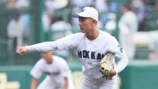 優勝候補・北海が駒大苫小牧に屈して準決勝敗退…155キロ右腕が悔しい3失点【北海道】
