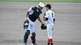 強力打線の中京を六回まで3失点に抑える　多治見・高井捕手のリード