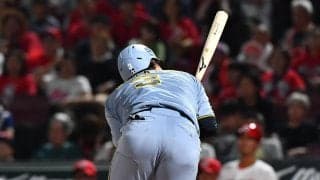 【阪神】また死球…今カード4個目　広島ハーンの投球が大山悠輔に直撃　マツダスタジアムに怒号響く