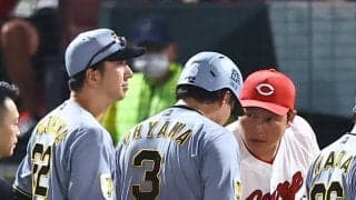 【広島】新井監督、警告試合となったハーンの投球を謝罪「申し訳ないという言葉しか出てこない」