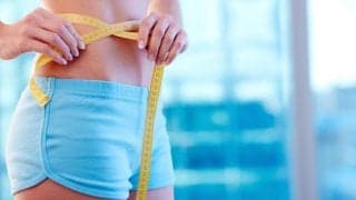 お腹の肉が３cm以上つまめたら要注意！老け見えの「ポッコリお腹」対策は30歳からが勝負