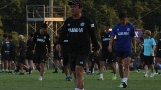 【Ｊ２磐田】秋葉忠宏監督が怒りあらわ「ワンプレーの重みが全く分かっていない…性根からたたき直さないといけない」甲府との練習試合２-４で敗戦
