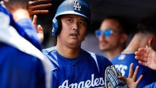 大谷翔平、全力疾走で左足でベースを踏んだ瞬間に体勢が崩れ…一瞬ヒヤリ　３打席目に一ゴロ