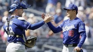 「ヨシノブが懸念を完全に消し去ってくれた」右腕エースの“献身”を同僚ナインも絶賛　山本由伸ダブルヘッダー1試合目で完投勝利「まるでWSの再現」「だからチームから信頼される」