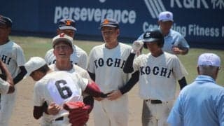 第1シード・高知商が準々決勝で散る、最速１４８キロ右腕・北添颯志はプロ志望提出明言「もっと上に行こうと思っていた」【高知】