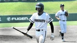 4試合で本塁打含む10安打　巧打の新湊・小津捕手「相手が1枚上」