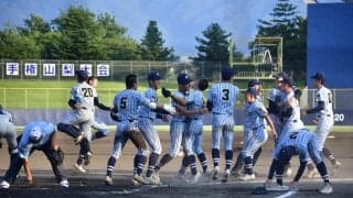【高校野球】東海大甲府が決勝進出、一時６点差の劣勢から逆転勝ち「諦めなかった結果」仲沢監督