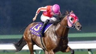 【マーキュリーＣ】５番人気サンデーファンデーが逃げ切り勝ち　重賞３勝目　１番人気ムルソーが２着