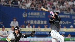 【ロッテ】角中勝也が涙でファンに引退報告「最後ぐらいかっこいいところ見せたかった」
