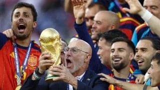 スペインのデラフエンテ監督　契約延長について「しかるべきタイミングで」今は「祝う時」