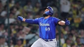 ＤｅＮＡ・エンカーナシオン　４連勝導くダメ押し３ラン「もんじゃ！」パフォでチームを鼓舞　３位ヤクルトに２差肉薄  