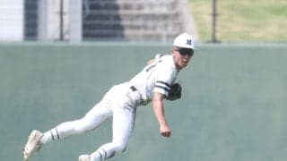 彦根総合は主将・北山駿外野手の攻守にわたる活躍で３年ぶりベスト４