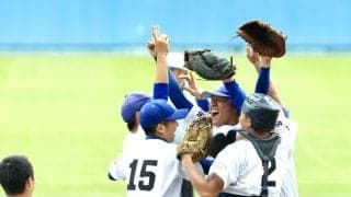 【高校野球】横手57年ぶり２度目甲子園！波乱の秋田制し「選手が力証明、最高です」山信田監督