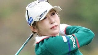 「カワイスギル」３６歳人気美人ゴルファーが「試合で着るのビビってます」斬新ウェア姿公開で反響「めちゃくちゃ似合う」
