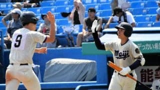 準々決勝で初球狙い打ち、試合の主導権握った　明大八王子・村松選手