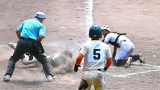 石見智翠館、延長サヨナラ　益田東の藤原唯斗選手「今できる全てを」