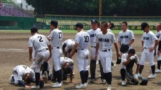 史上最多甲子園出場の龍谷大平安が敗退　ナイン号泣、相手の校歌斉唱中も立ち上がれず　１８年から夏の甲子園遠ざかる　川口監督「最後粘り切れなかった」