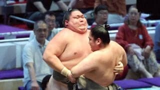 幕下・矢後が５敗目　「窮屈な体勢になってしまいました。そこから押し返せば良かったけど、ダメでした」