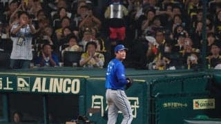【阪神】DeNA藤浪晋太郎の力投に甲子園拍手　５回途中１失点　２番手は岩田将貴と元虎継投