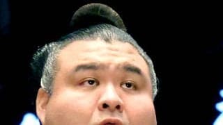 元大関・高安が２敗を守る　賜杯争いトップとは１差も「ケガだけはしたくない」