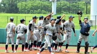 三浦学苑が2連覇　「考える野球」接戦制す　高校軟式野球神奈川大会