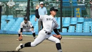 競い合った2投手、信頼の継投で8強入り　藤枝明誠の進撃あと一歩