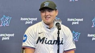 佐々木麟太郎、英語で入団会見　通訳を介さず流暢に回答「次はスペイン語の勉強も」