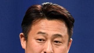 岩本勉氏「ファイターズの野球の代名詞になる、そんな存在に」100号の日本ハム万波中正を祝福