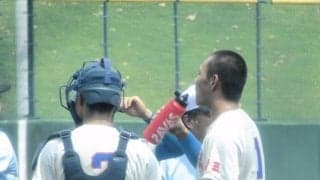 埼玉大会　花咲徳栄のプロ注目右腕・黒川がアクシデントで球場騒然　打球が左足付近に直撃→続投１４４キロでねじ伏せる