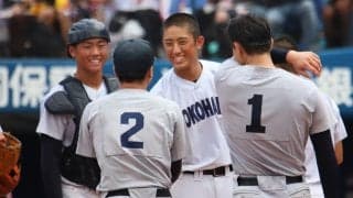 横浜・織田翔希が157キロ計測&6回ノーノー…慶応・森林監督も脱帽「高校野球の枠にとどまらない」【神奈川】