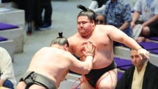 横綱のしこ名を継ぐ旭富士が６勝目　幕下優勝決定戦進出の可能性を残す