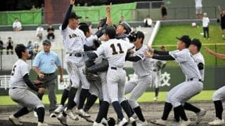 東日大昌平が春夏通じて初の甲子園へ　学法石川との打撃戦を制する