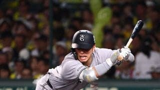 【巨人】ヒヤリ…大城卓三の右腰に死球直撃　その場に倒れ込むも大事には至らず