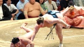 安青錦、２敗単独トップ守って３度目Ｖに王手…左足の痛みを抱えながら尊富士退ける　「男から見てもかっこいい」C・ロナウドに学ぶストイックさ