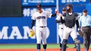 横浜エース・織田、気になる足の状態は？　130球完投＆157キロ計測も…支えられてベンチへ、本人言及