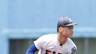 エースに渡した決勝のバトン 履正社・2年左腕の上山が公式戦初完封
