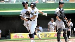 「まさか、あの一球で」　明石商・大塚捕手、勝ち越し後に知った怖さ