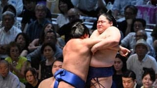 藤ノ川　重圧を力に変え…受賞決まる一番で白星、殊勲賞を初受賞　来場所新三役も有力に