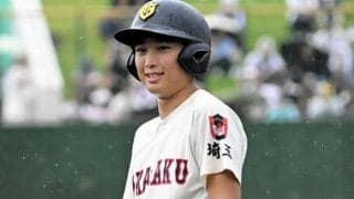 浦和学院・蜂巣主将が最後にみせた背中　九回に代打で意地の中前安打