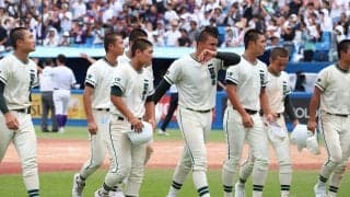 二松学舎大付が決勝でまさかの10失点、関東第一打線の勢い止められず、4年ぶり優勝逃してナインは涙【東東京】