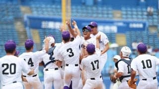 【高校野球】関東第一・米沢貴光監督、３連覇に「逃げずに彼らが向かってってくれた」／一問一答