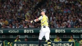 佐藤輝明は「メジャー行ってくれ」　甲子園に響いた“爆音”…確信弾に騒然「打球音おかしい」