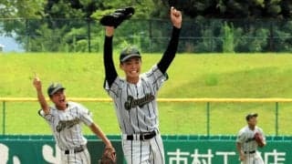 鶴岡東の背番号11・小山が完封「頭の中は冷静に」　監督も驚く好投